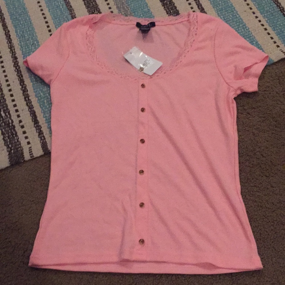 Lace edged fitted T